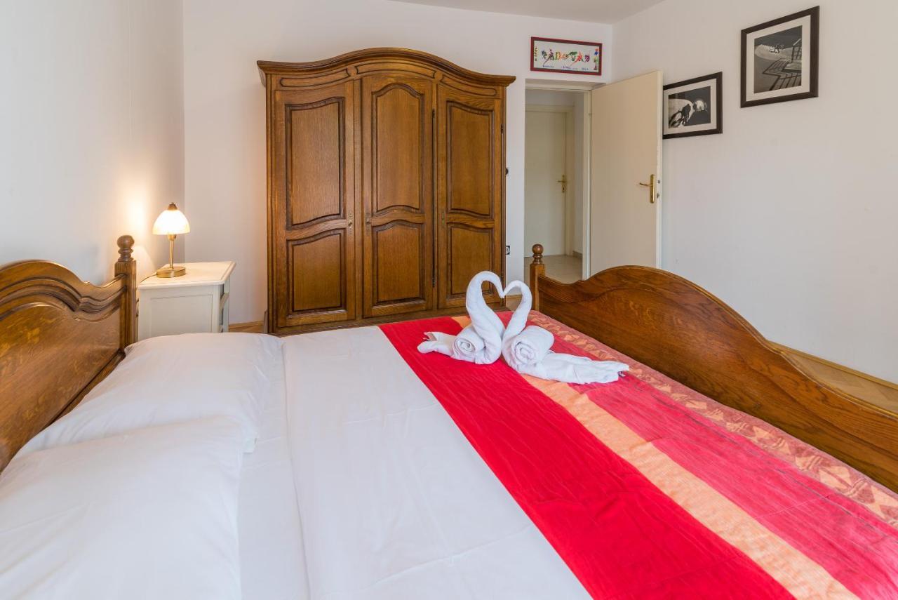Apartments Karabaic Krk Krk Town Zewnętrze zdjęcie